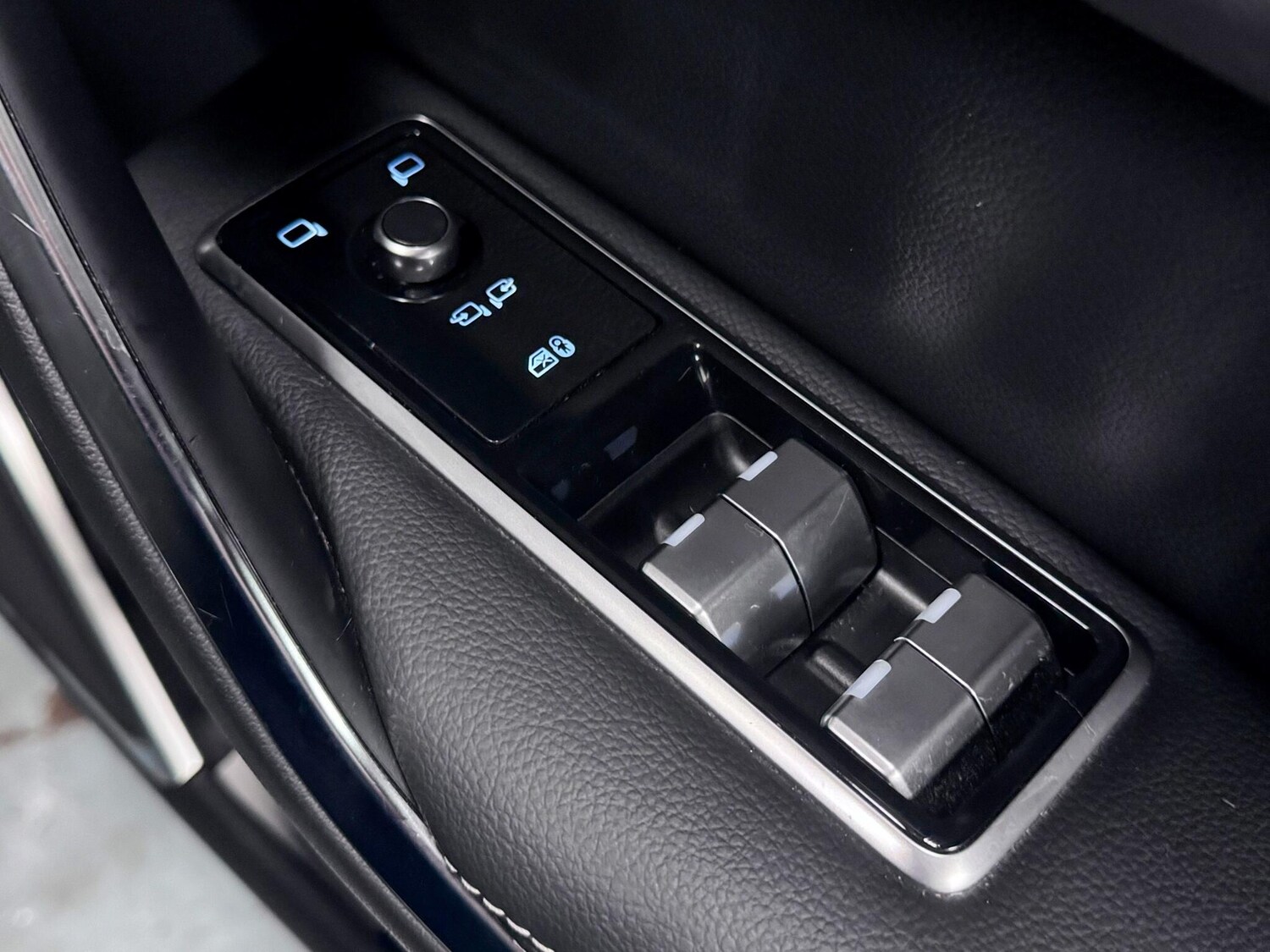 Used Jaguar F-Pace 2024 for sale - 76823489: Photo 17