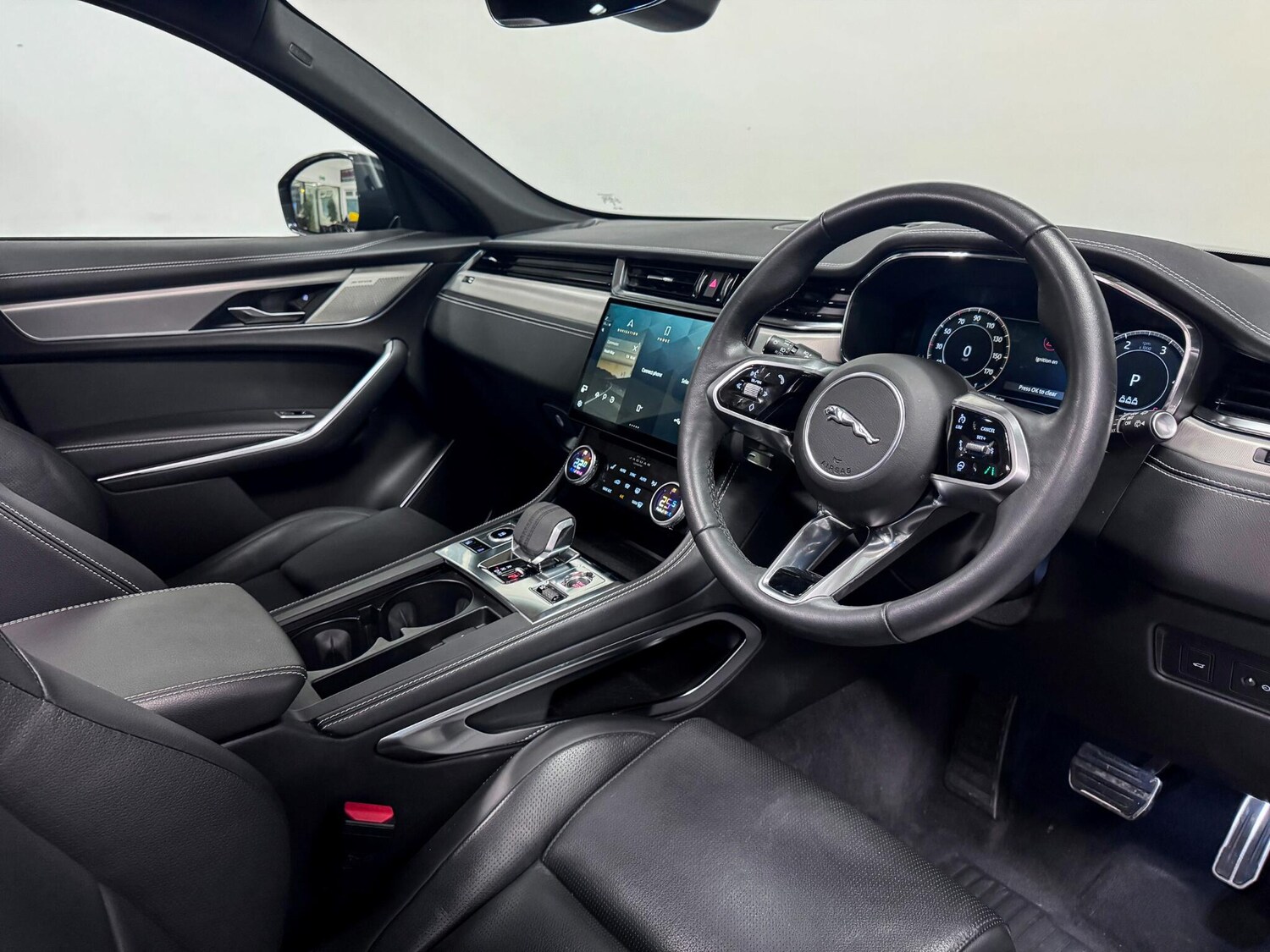 Used Jaguar F-Pace 2024 for sale - 76823489: Photo 19