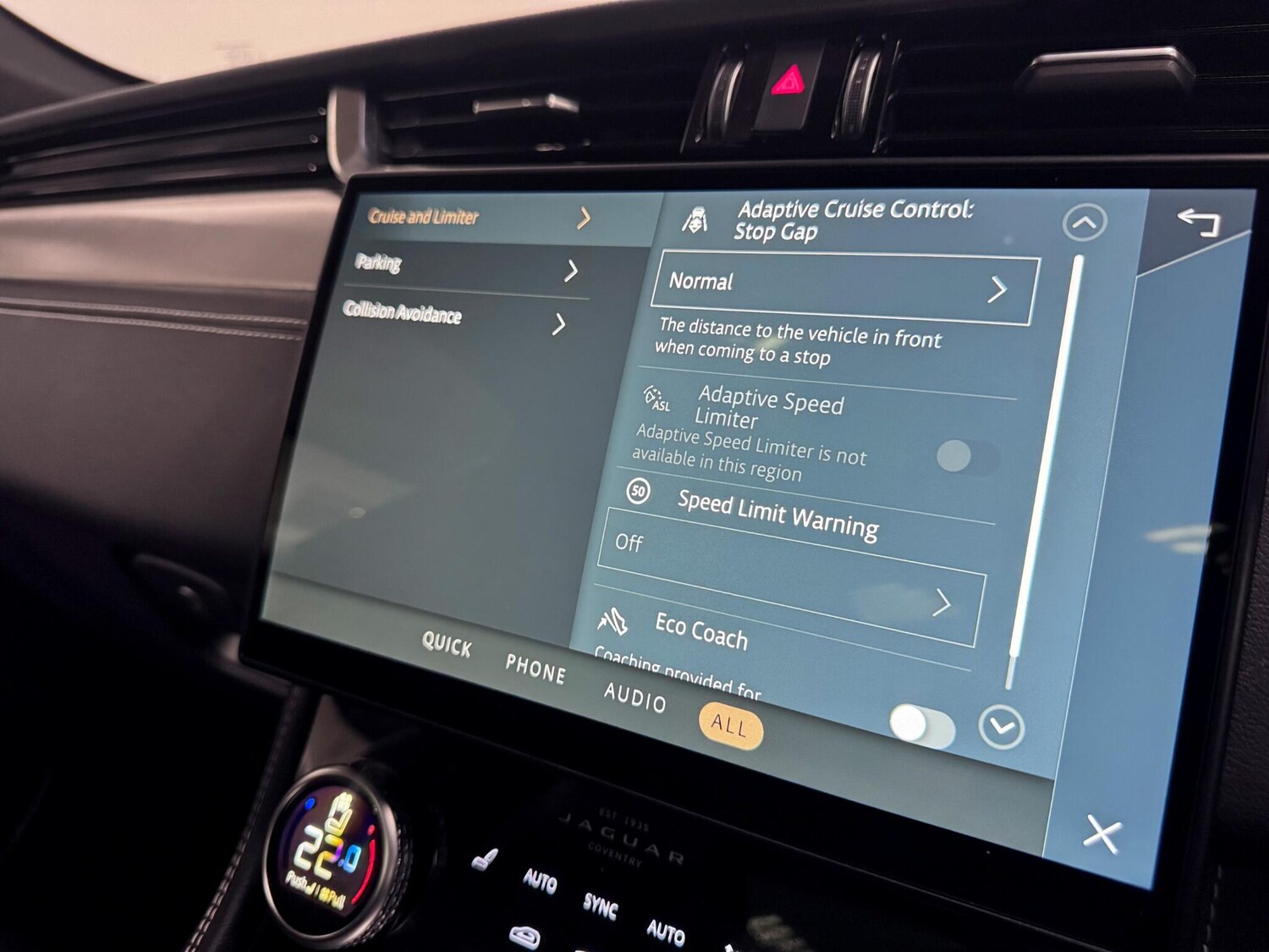 Used Jaguar F-Pace 2024 for sale - 76823489: Photo 44