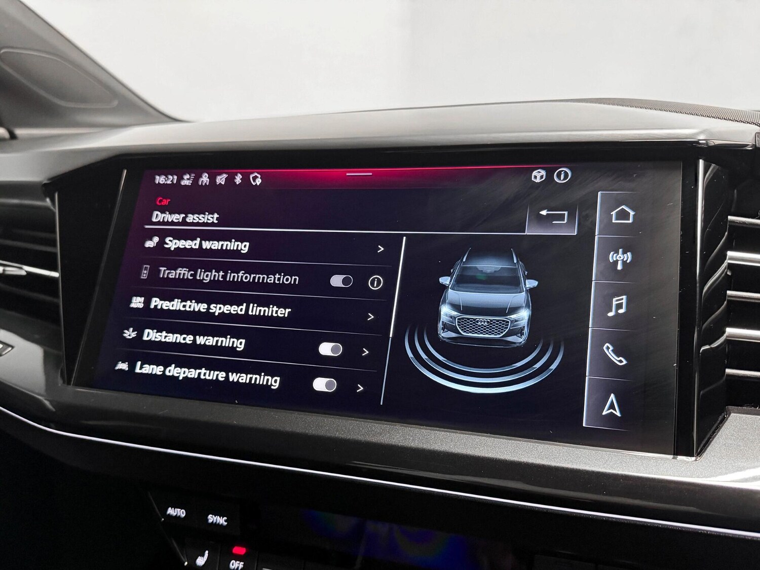 Used Audi Q4 e-tron 2023 for sale - 75707545: Photo 57