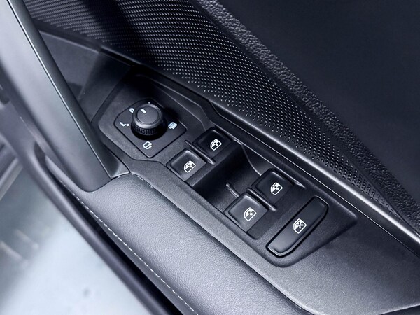 Used Volkswagen Tiguan 2025 for sale - 74862411: Photo 16