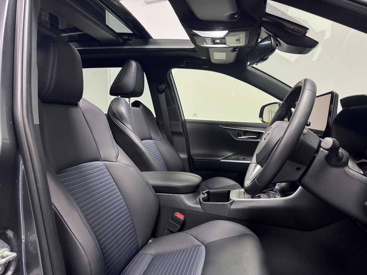 Used Toyota RAV4 2023 for sale - 76689664: Photo 21