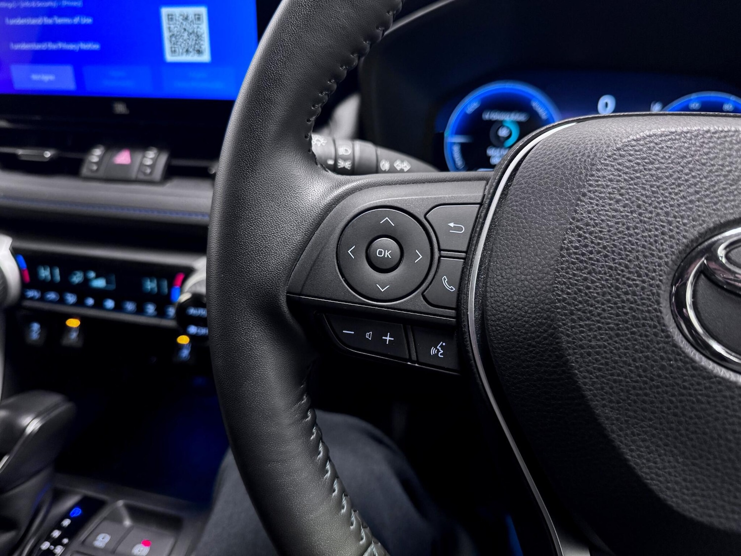 Used Toyota RAV4 2023 for sale - 76689664: Photo 37