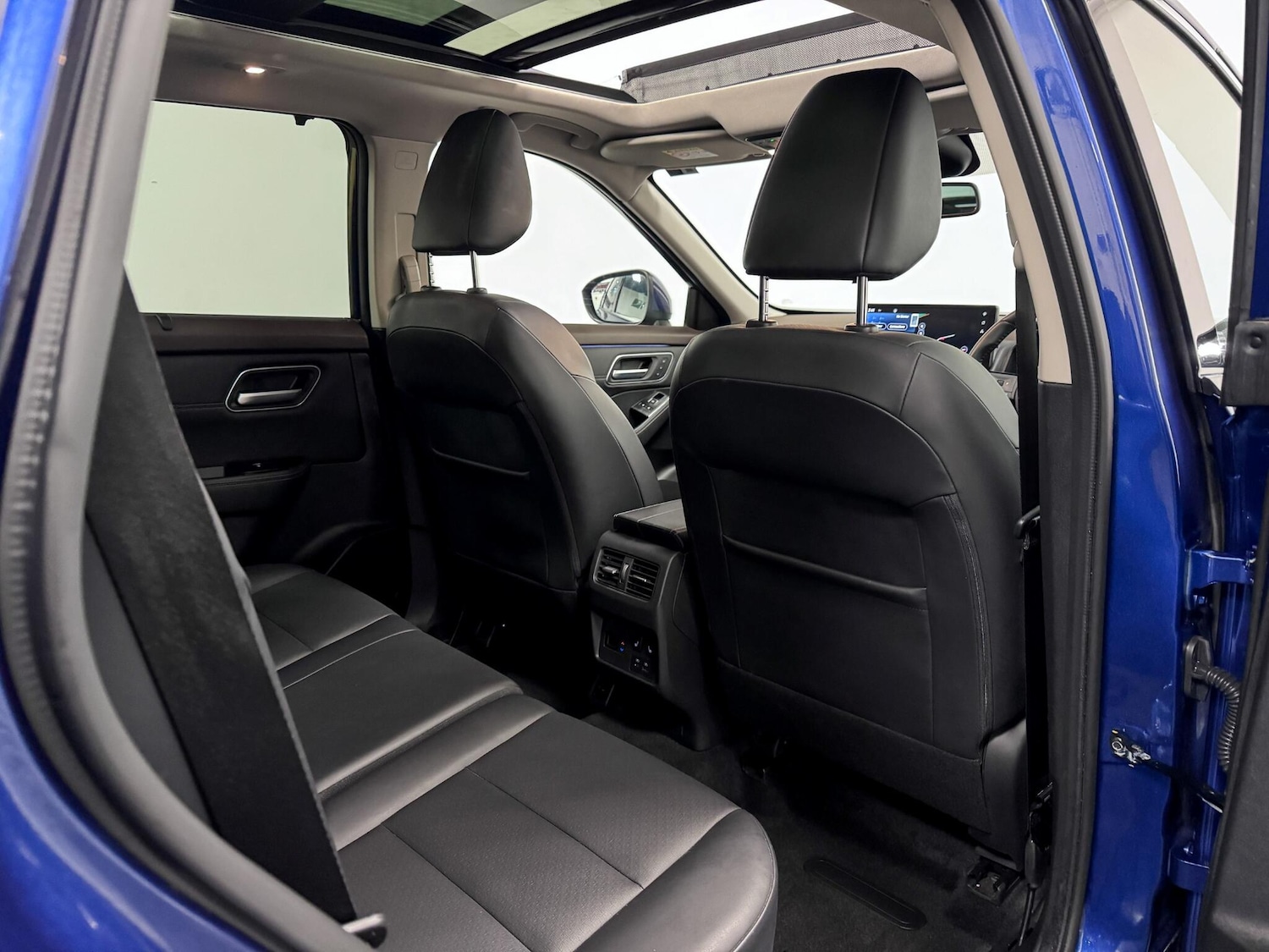 Used Nissan X-Trail 2022 for sale - 77131605: Photo 28