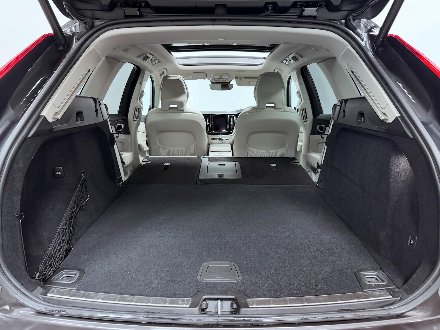 Used Volvo XC60 2024 for sale - 76072349: Photo 13