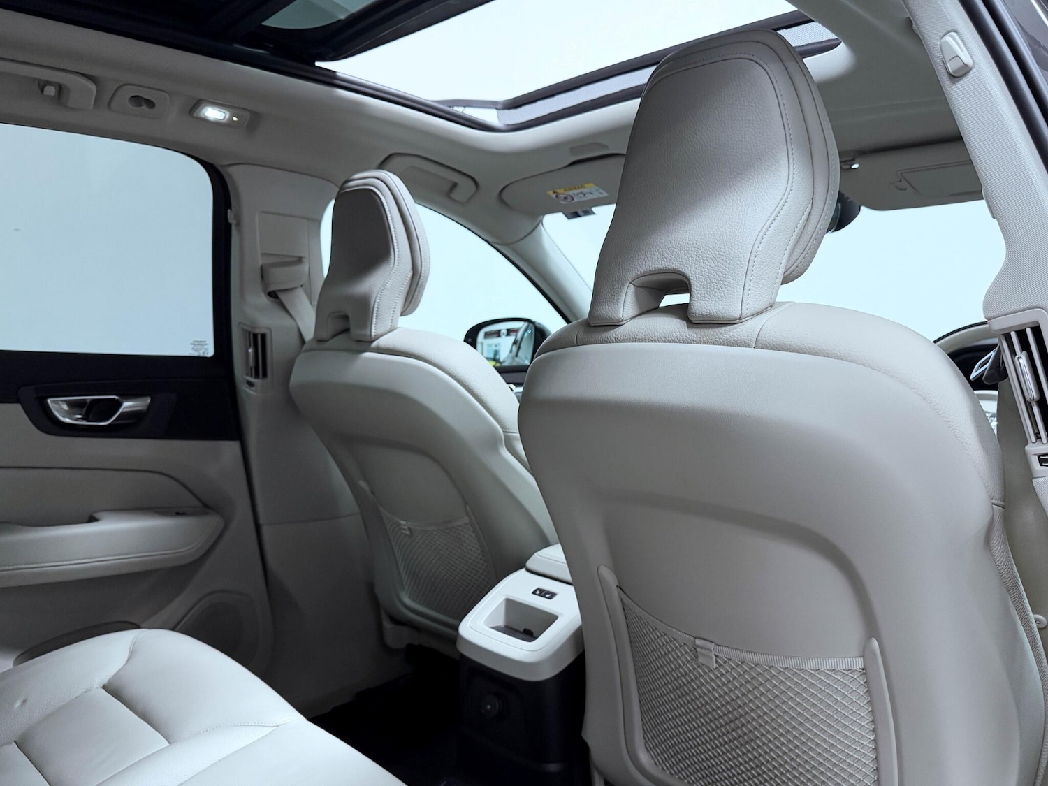 Used Volvo XC60 2024 for sale - 76072349: Photo 27
