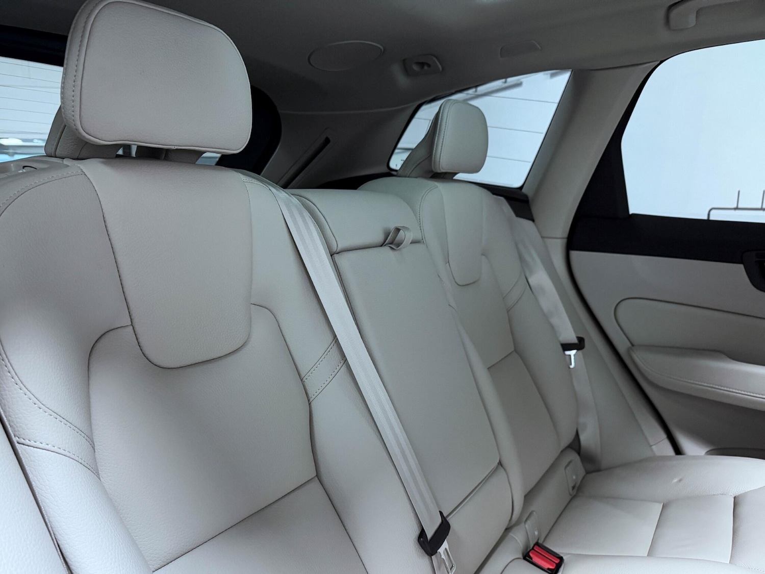 Used Volvo XC60 2024 for sale - 76072349: Photo 28