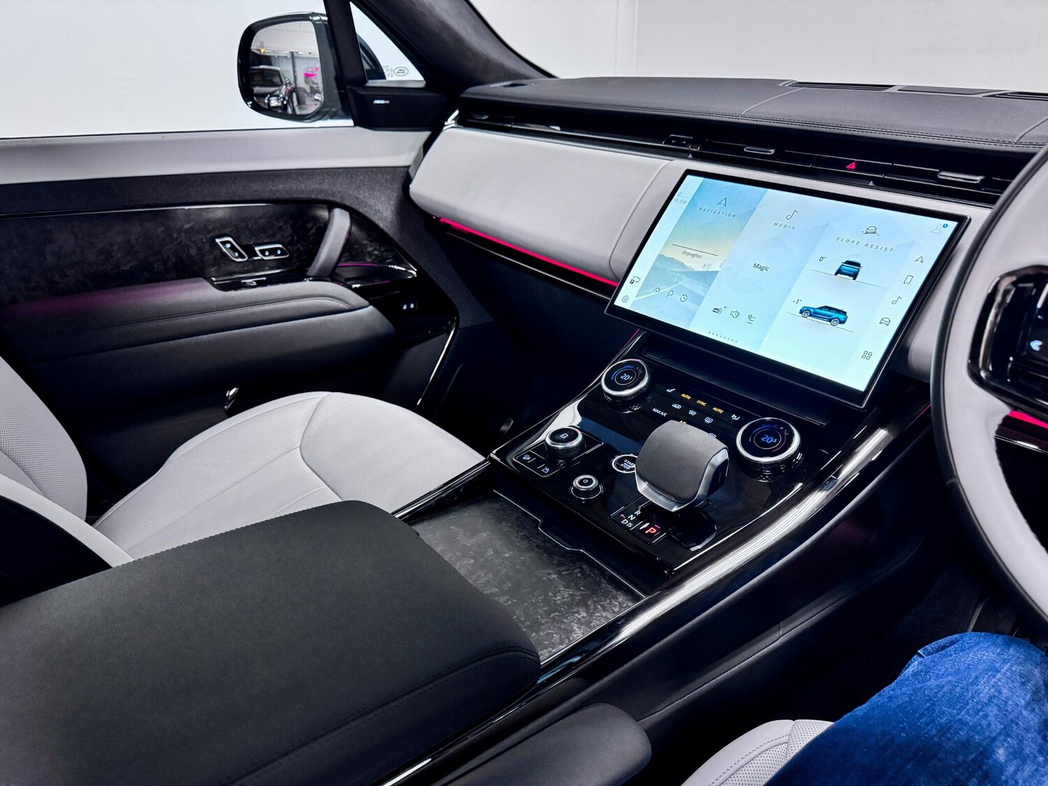 Used Land Rover Range Rover Sport 2023 for sale - 77376180: Photo 28