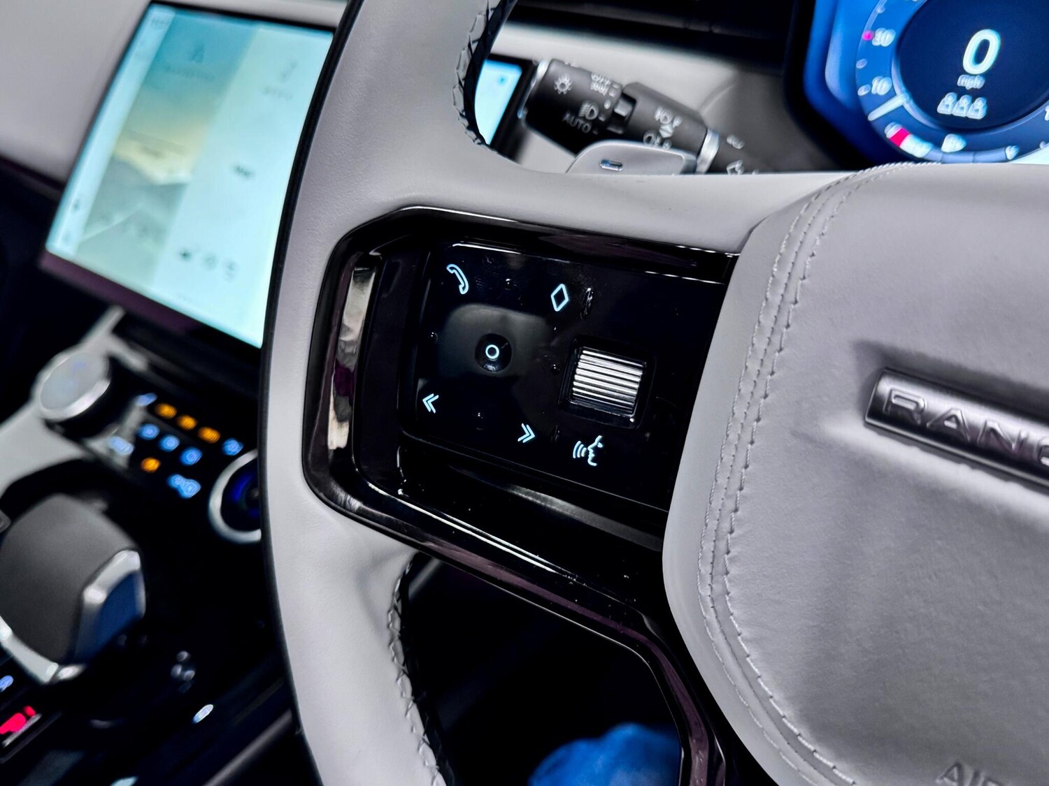 Used Land Rover Range Rover Sport 2023 for sale - 77376180: Photo 39