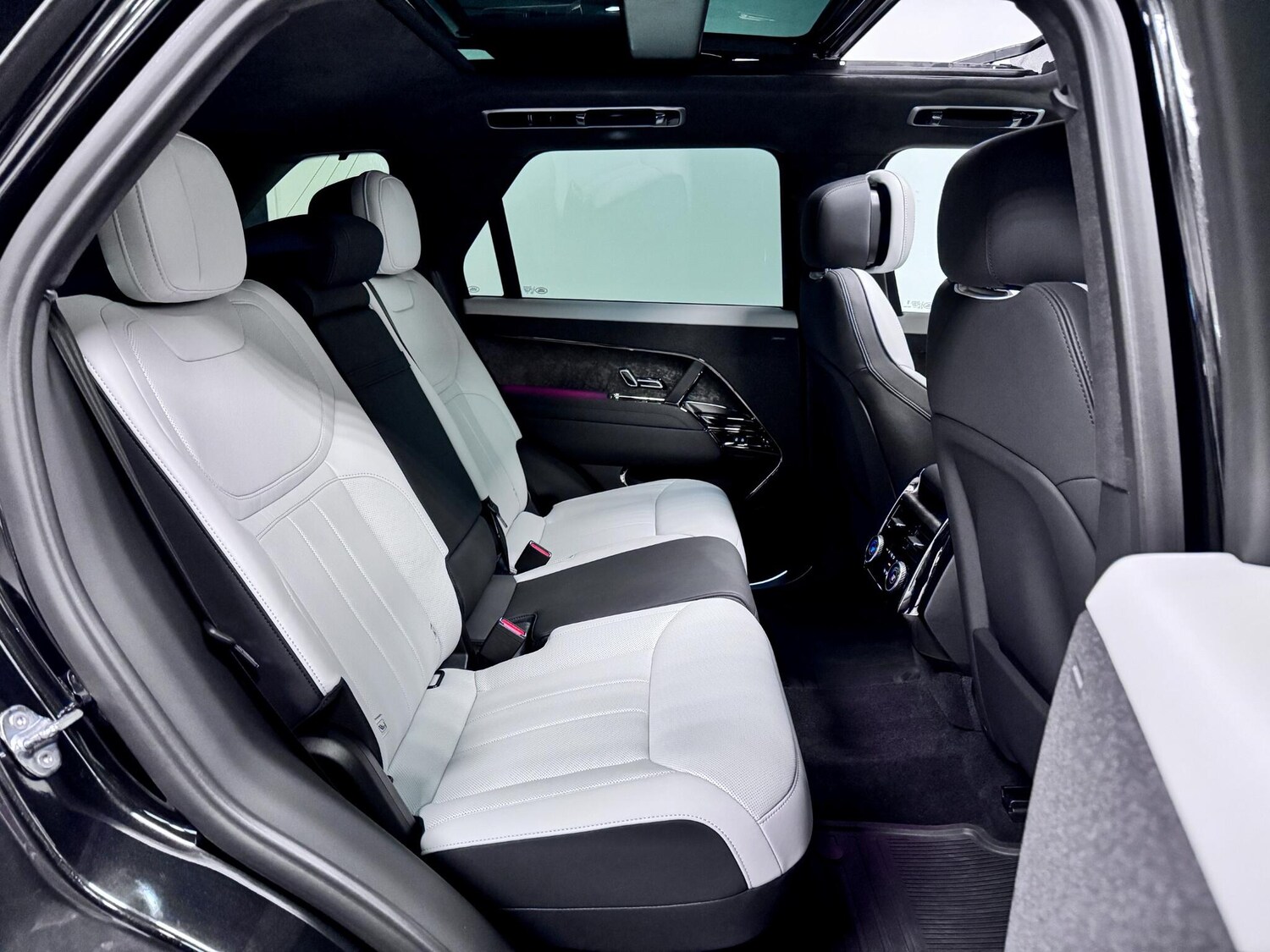 Used Land Rover Range Rover Sport 2023 for sale - 77376180: Photo 43