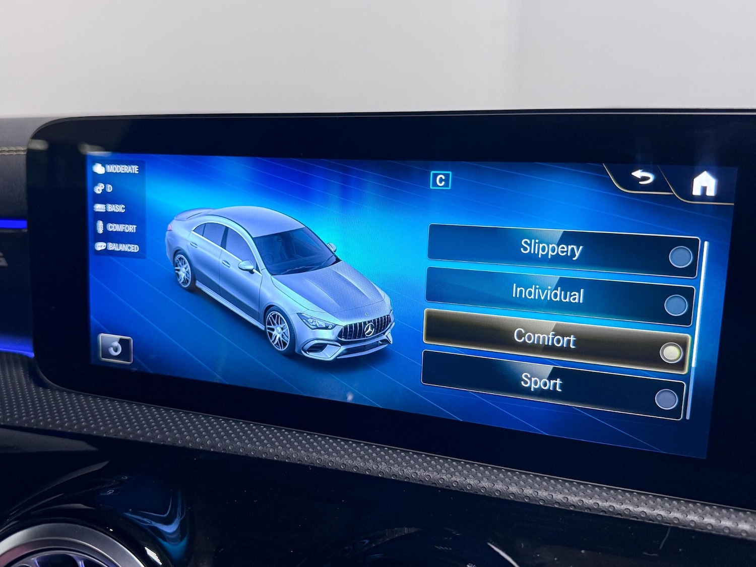 Used Mercedes-Benz CLA 2021 for sale - 76632819: Photo 56