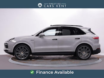Used Porsche Cayenne 2020 for sale - 77724093: Photo