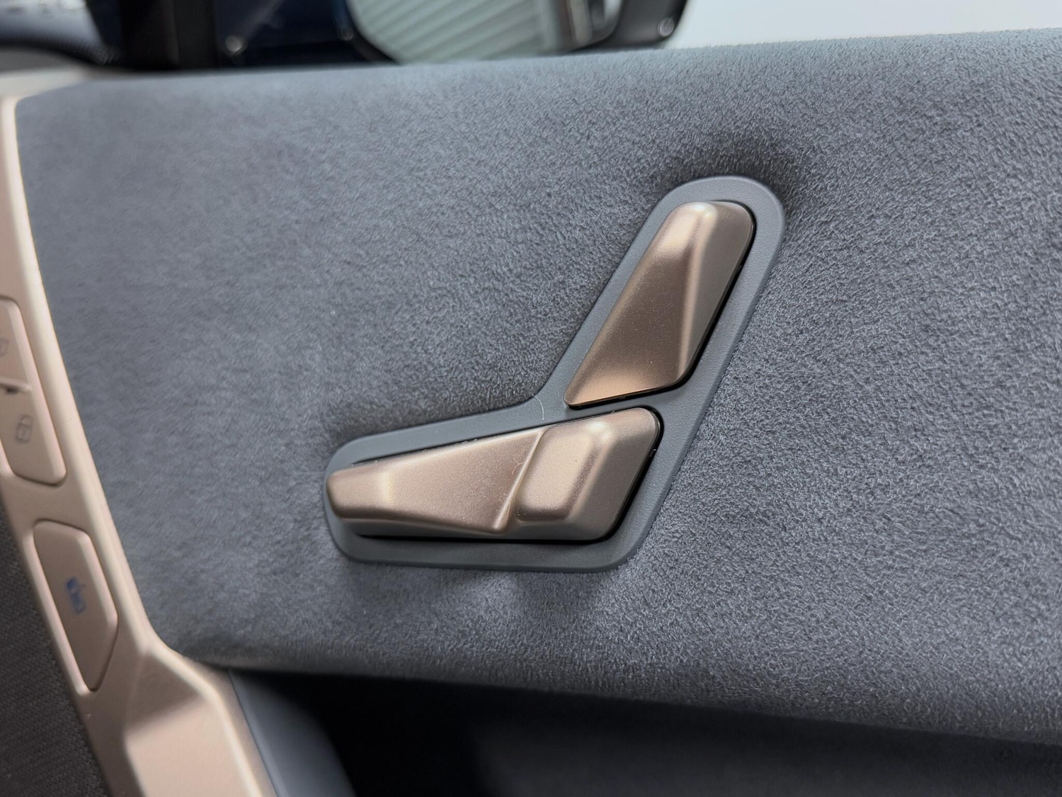 Used BMW iX 2024 for sale - 76121936: Photo 18