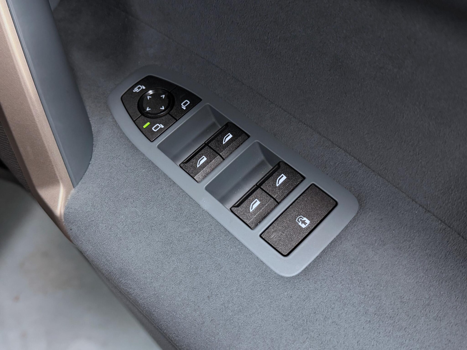 Used BMW iX 2024 for sale - 76121936: Photo 19