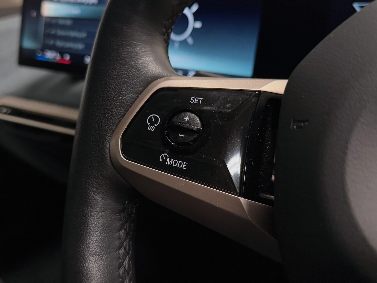 Used BMW iX 2024 for sale - 76121936: Photo 39