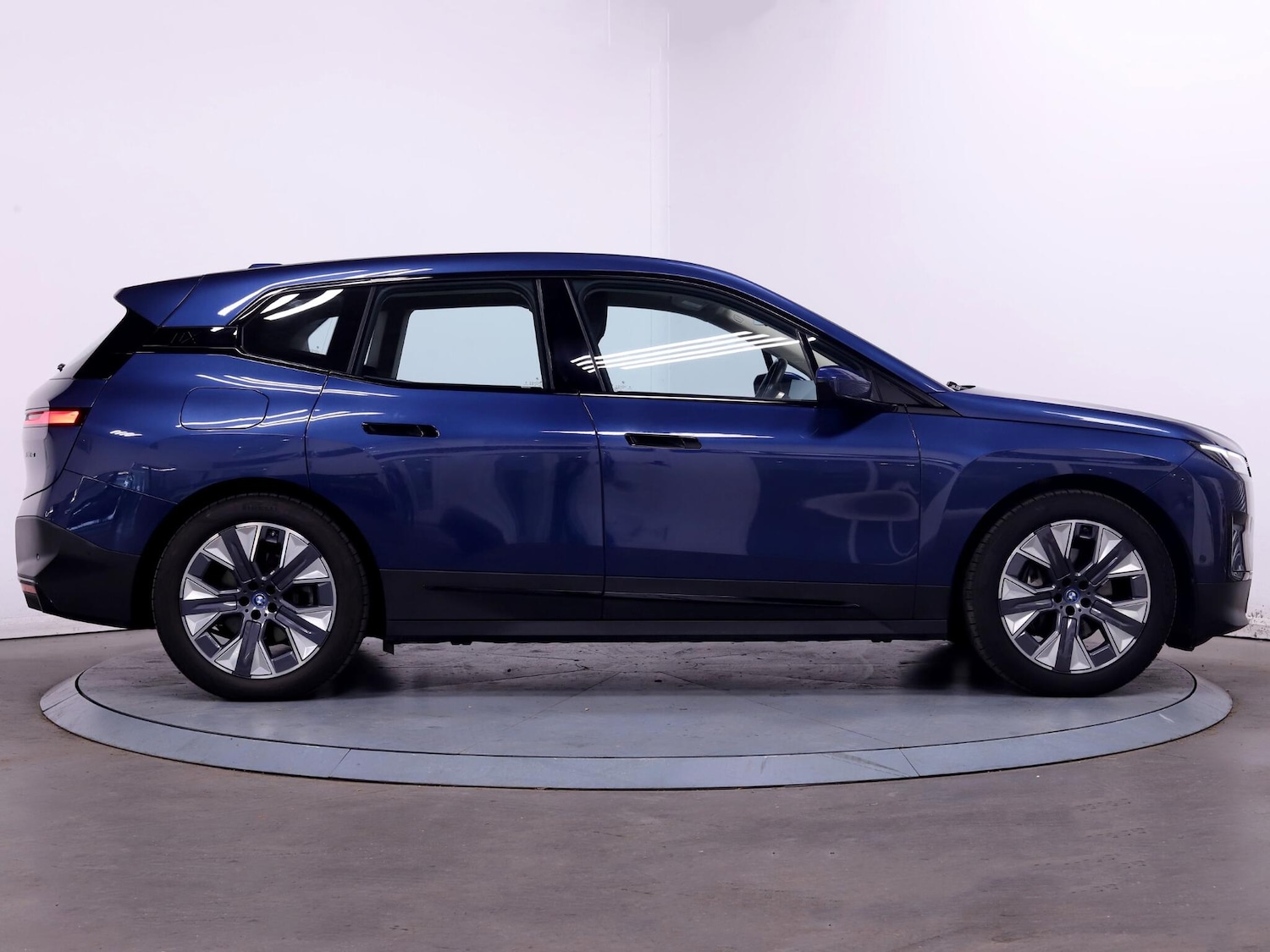 Used BMW iX 2024 for sale - 76121936: Photo 8