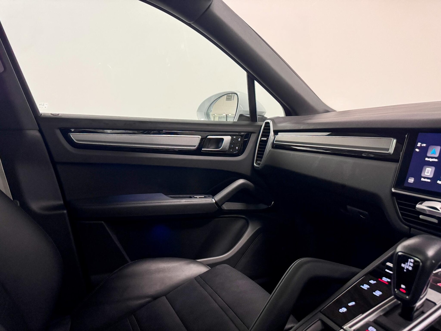 Used Porsche Cayenne 2023 for sale - 76371259: Photo 33