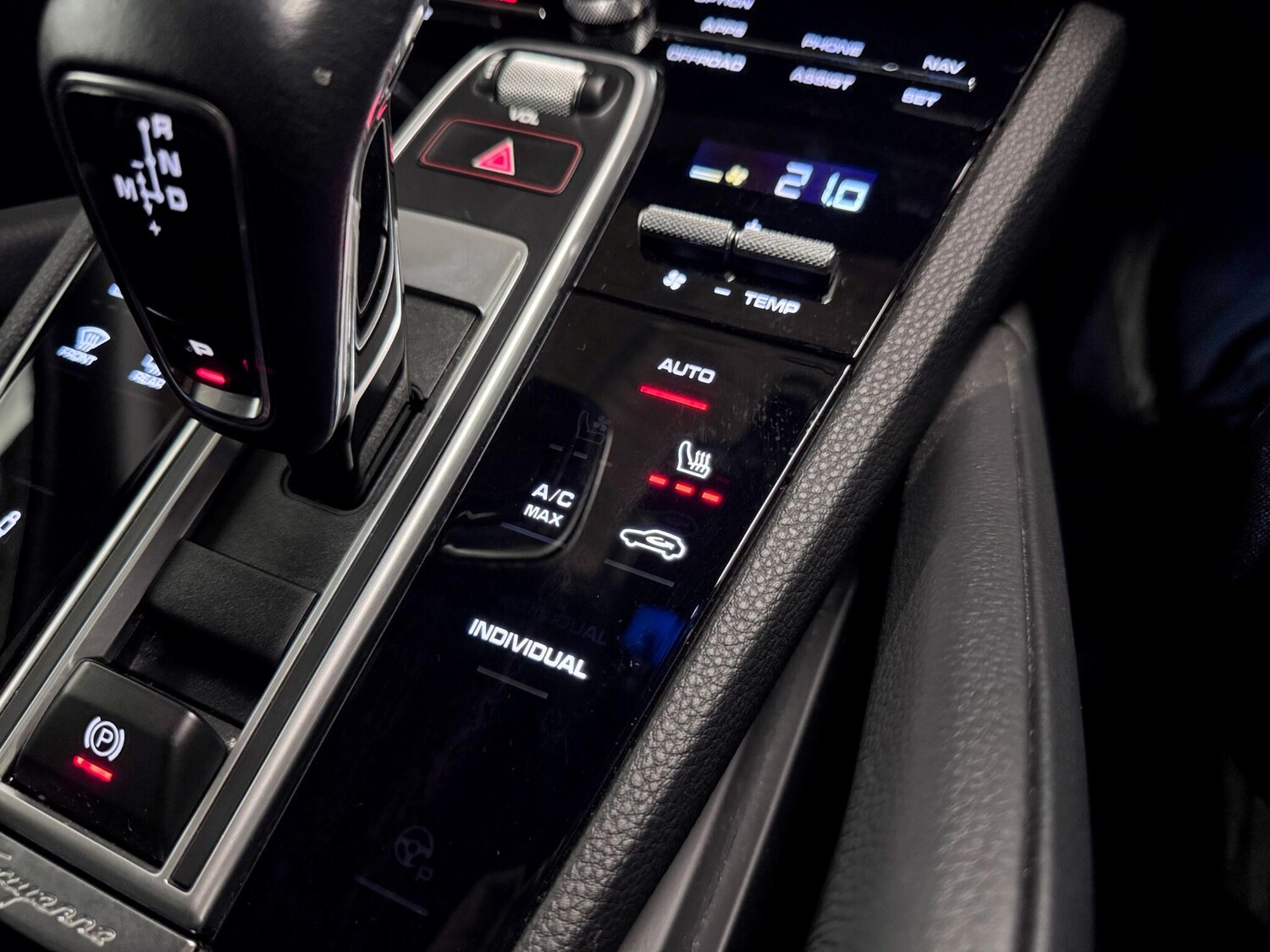 Used Porsche Cayenne 2023 for sale - 76371259: Photo 37