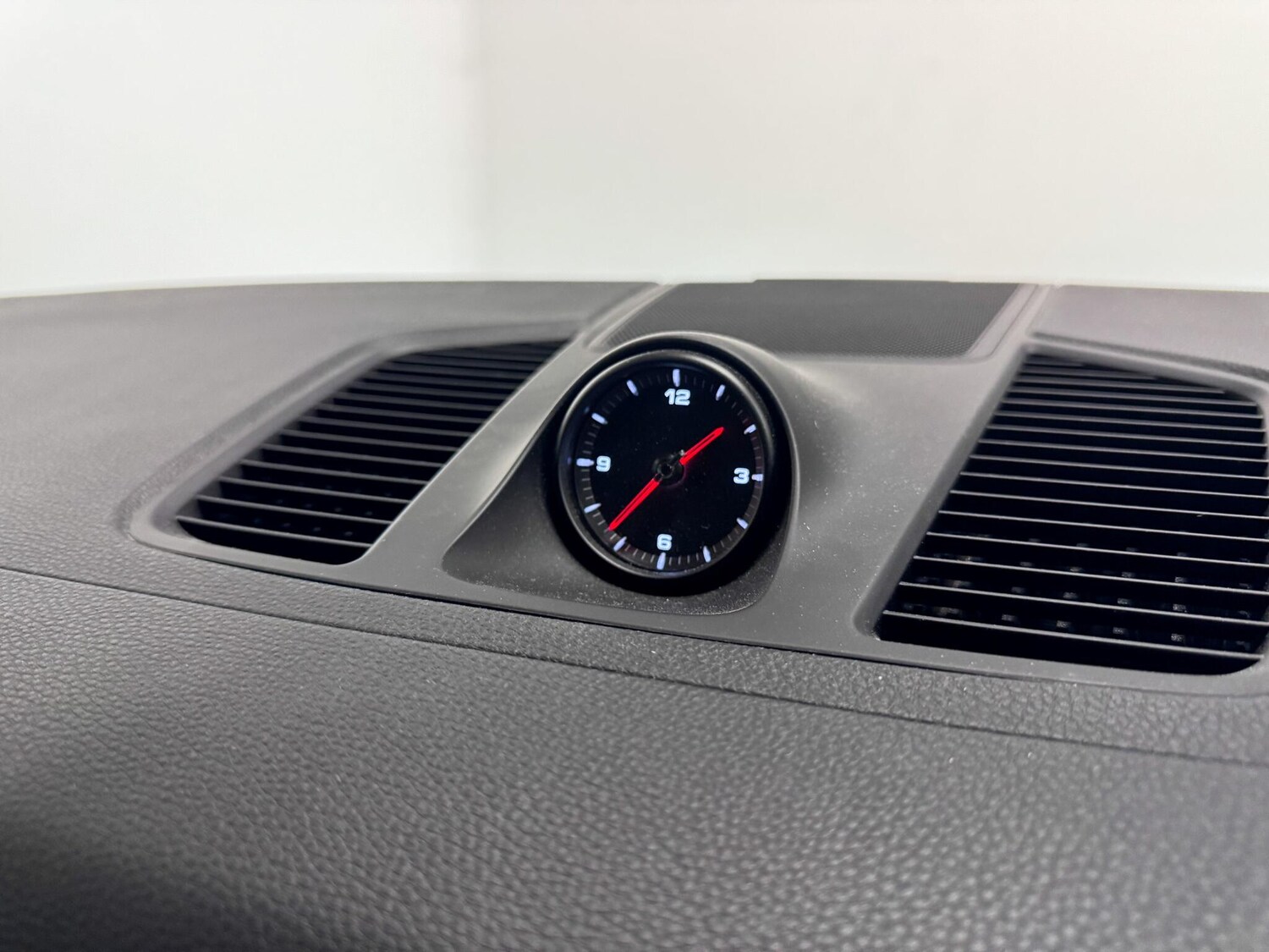 Used Porsche Cayenne 2023 for sale - 76371259: Photo 41