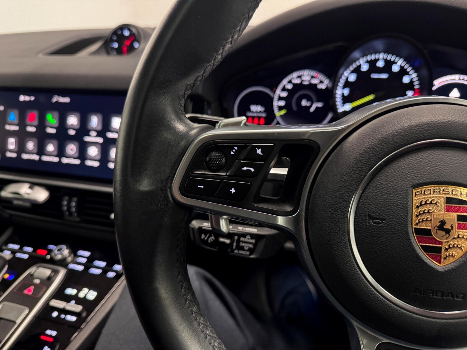 Used Porsche Cayenne 2023 for sale - 76371259: Photo 45