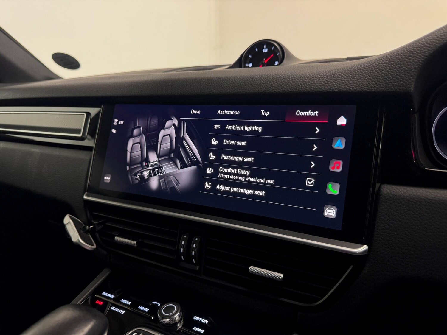 Used Porsche Cayenne 2023 for sale - 76371259: Photo 55