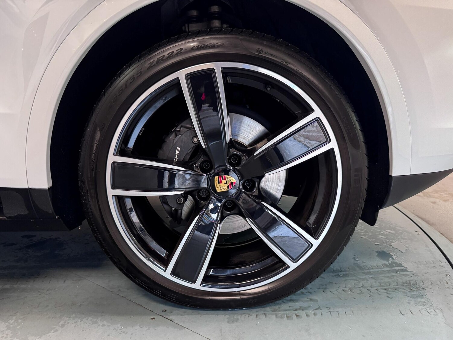 Used Porsche Cayenne 2023 for sale - 76371259: Photo 65