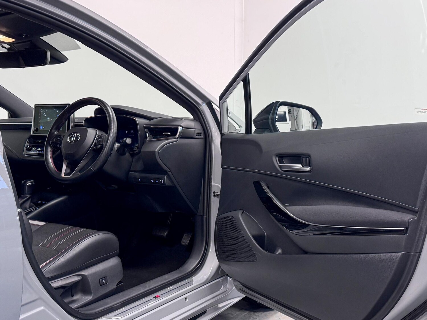 Used Toyota Corolla for sale - 76964713: Photo 13