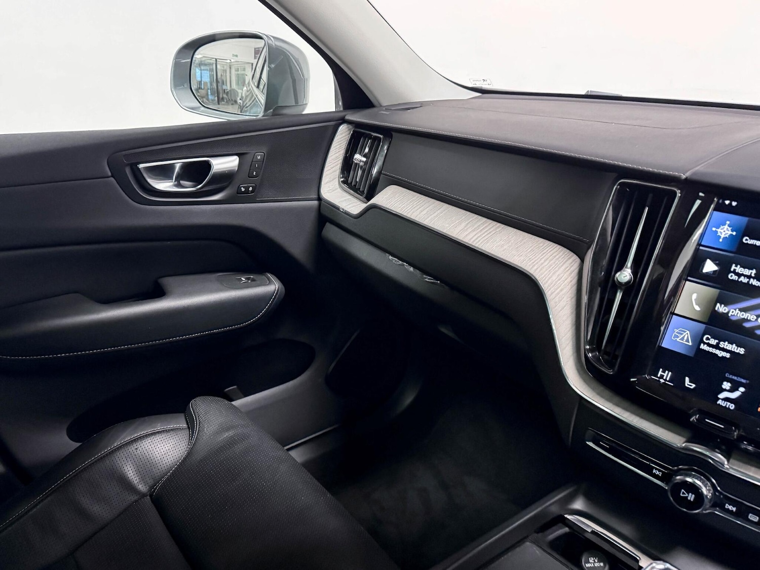 Used Volvo XC60 2021 for sale - 77016598: Photo 22