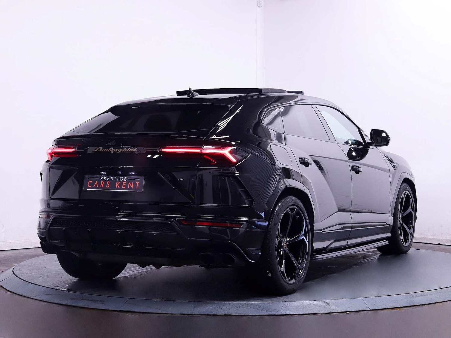 Used Lamborghini Urus 2019 for sale - 76991251: Photo 11