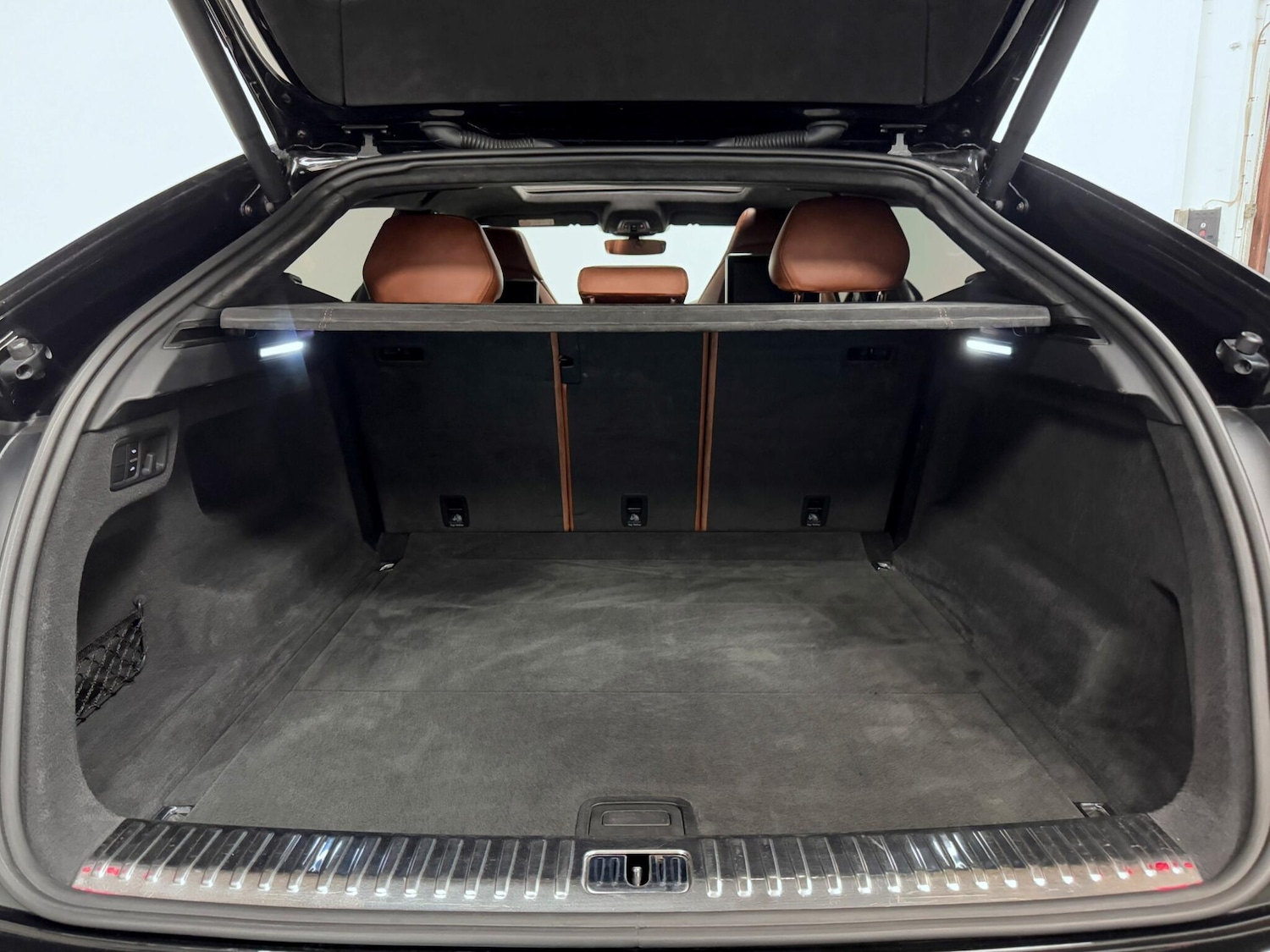 Used Lamborghini Urus 2019 for sale - 76991251: Photo 14