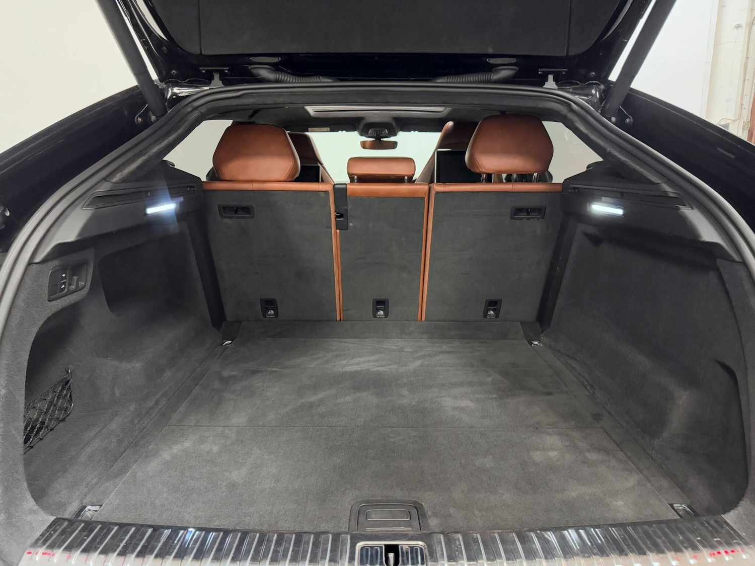 Used Lamborghini Urus 2019 for sale - 76991251: Photo 16