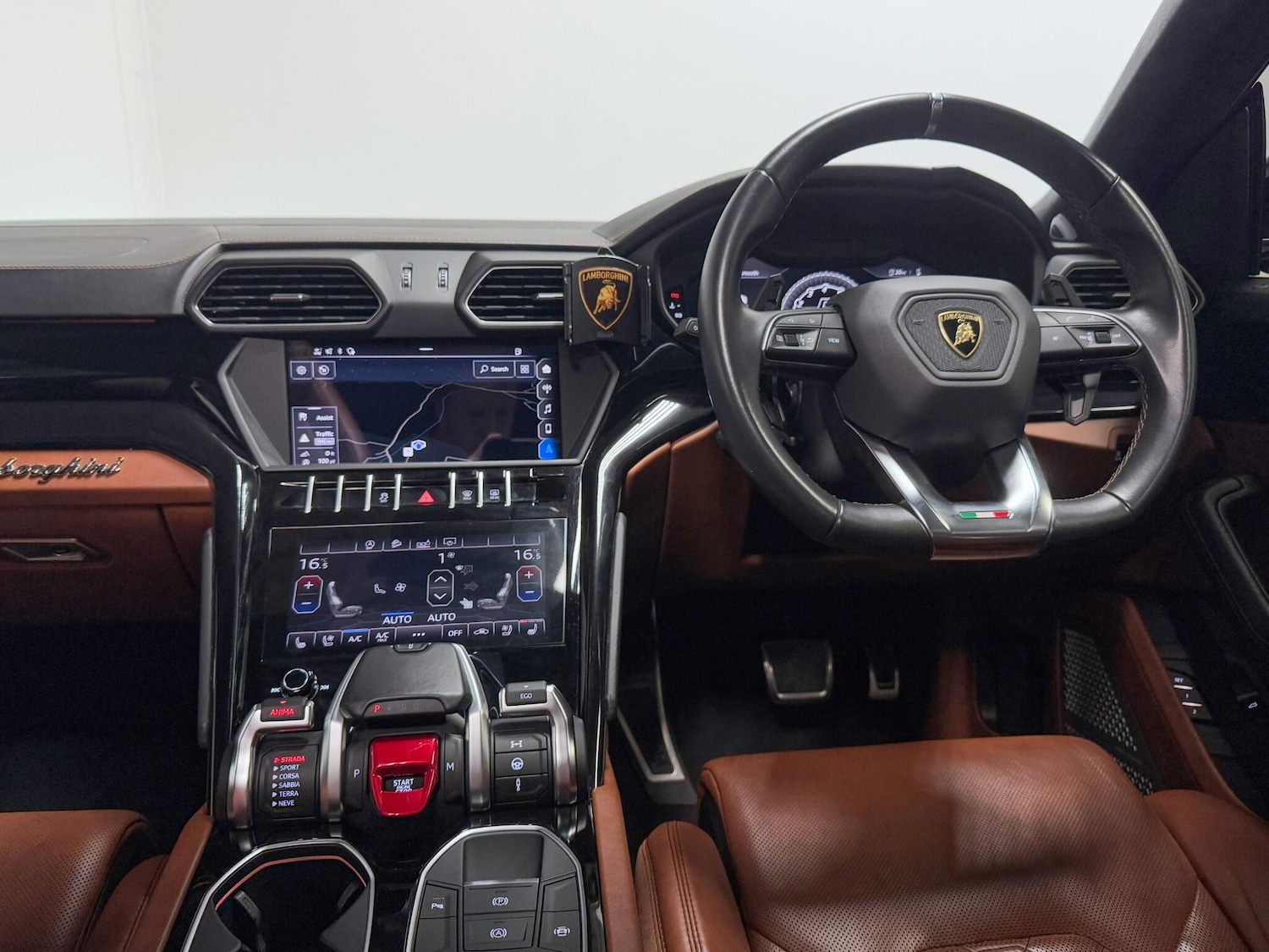 Used Lamborghini Urus 2019 for sale - 76991251: Photo 44