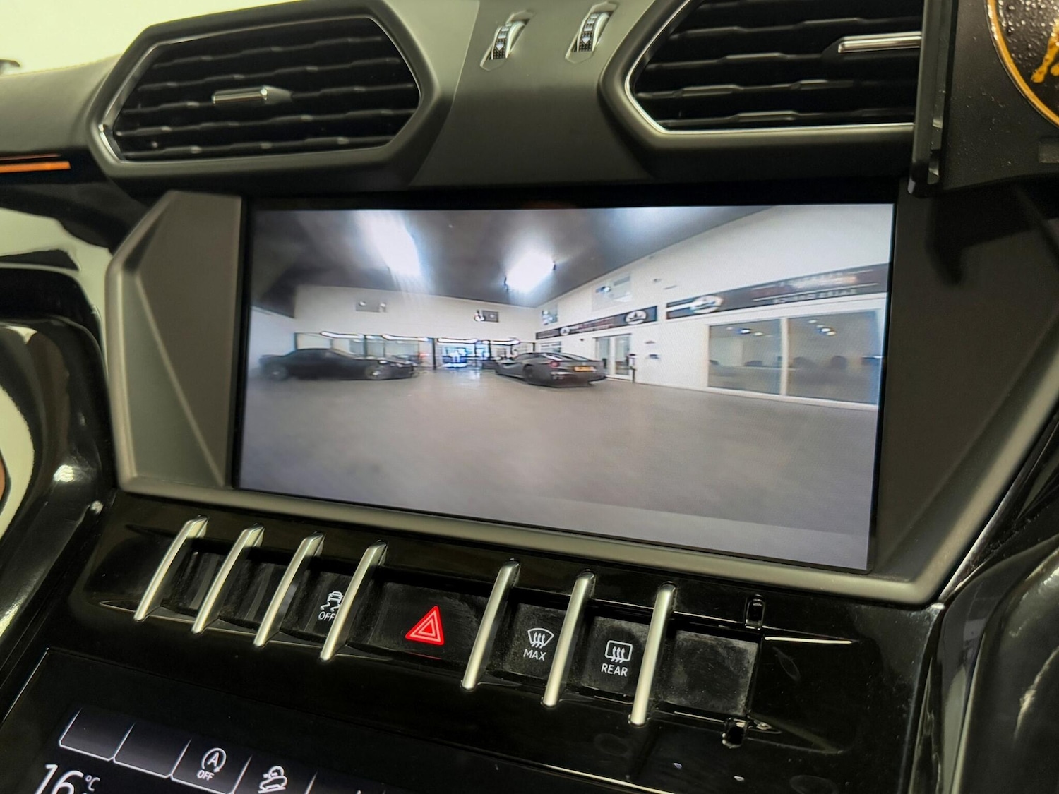 Used Lamborghini Urus 2019 for sale - 76991251: Photo 52