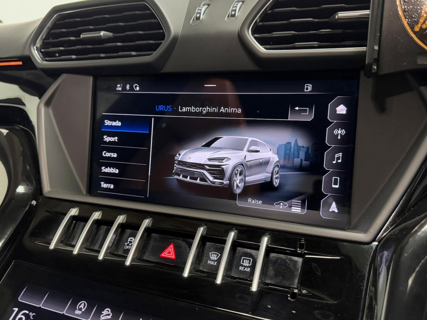 Used Lamborghini Urus 2019 for sale - 76991251: Photo 57