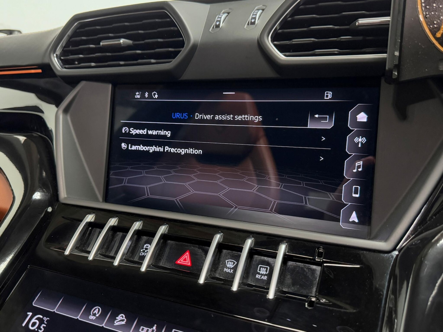 Used Lamborghini Urus 2019 for sale - 76991251: Photo 64