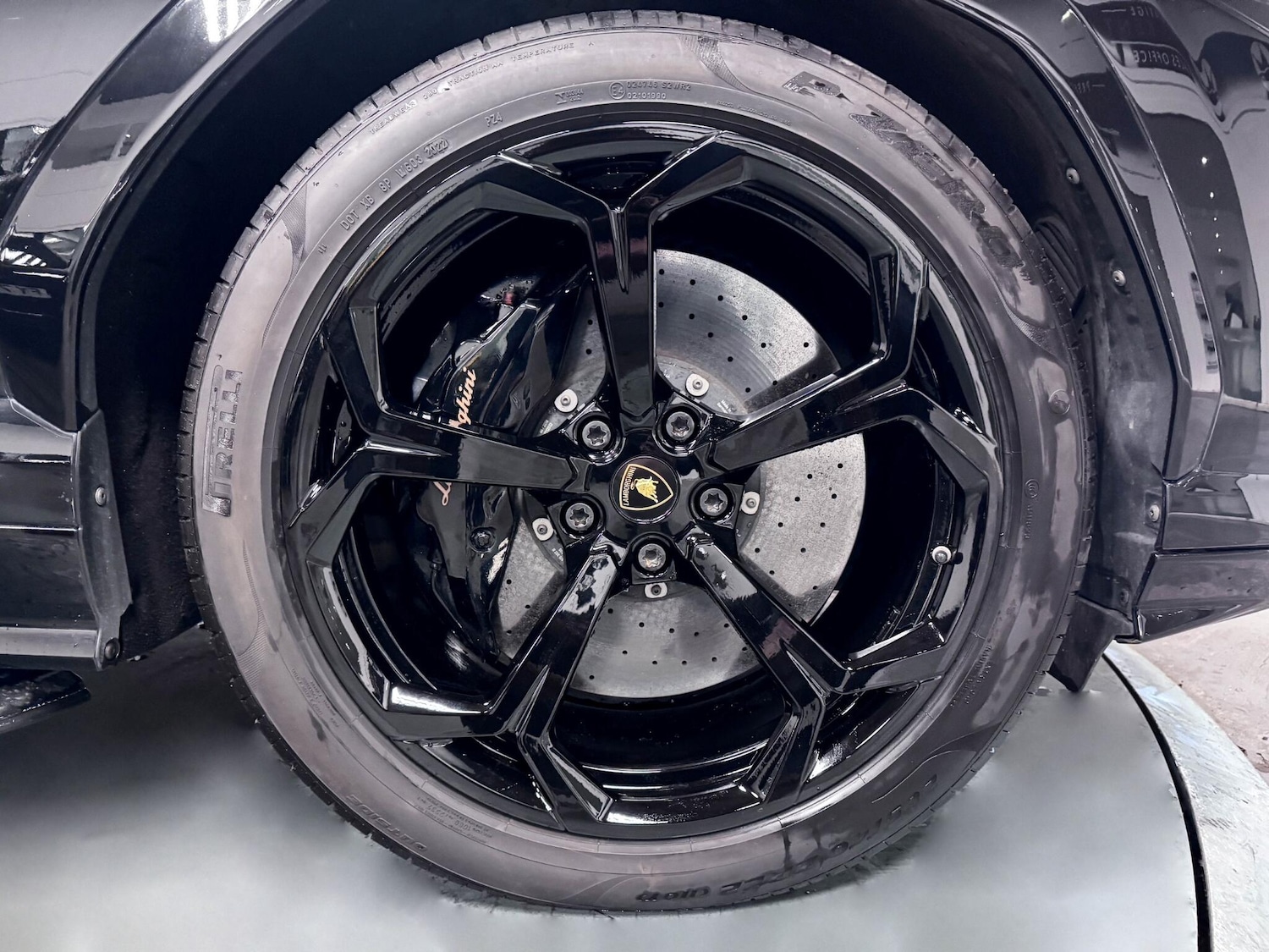 Used Lamborghini Urus 2019 for sale - 76991251: Photo 67