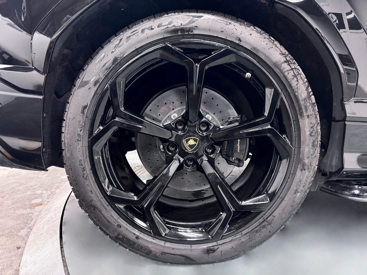 Used Lamborghini Urus 2019 for sale - 76991251: Photo 69