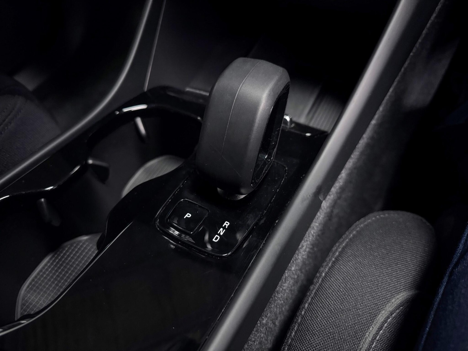 Used Volvo XC40 2023 for sale - 76952338: Photo 30