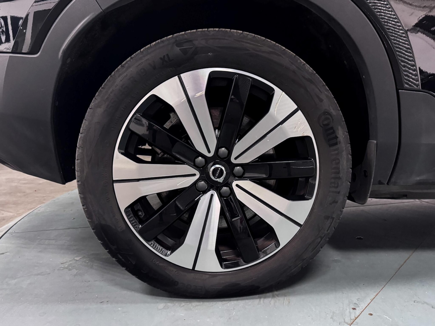 Used Volvo XC40 2023 for sale - 76952338: Photo 45