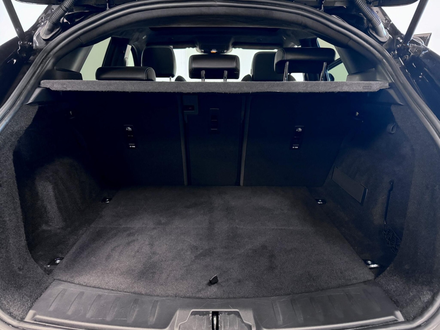 Used Jaguar E-Pace 2021 for sale - 77040028: Photo 12