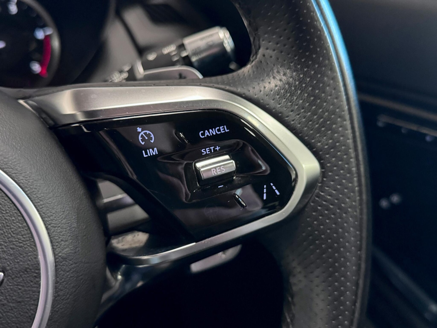 Used Jaguar E-Pace 2021 for sale - 77040028: Photo 35