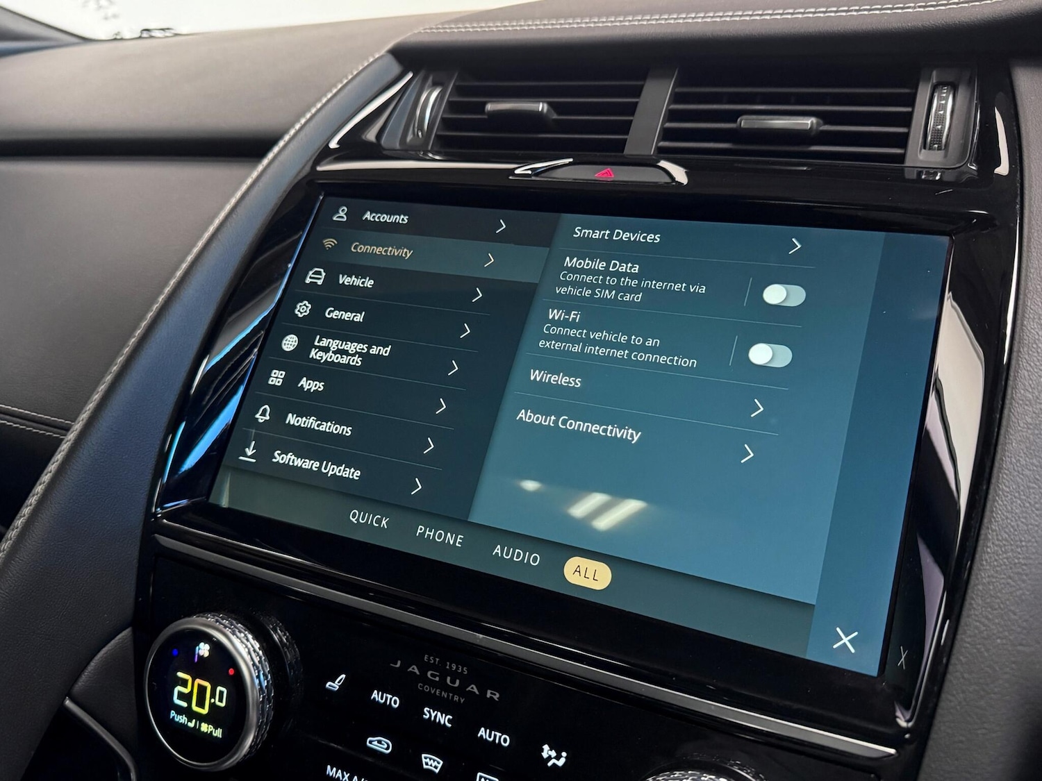 Used Jaguar E-Pace 2021 for sale - 77040028: Photo 39