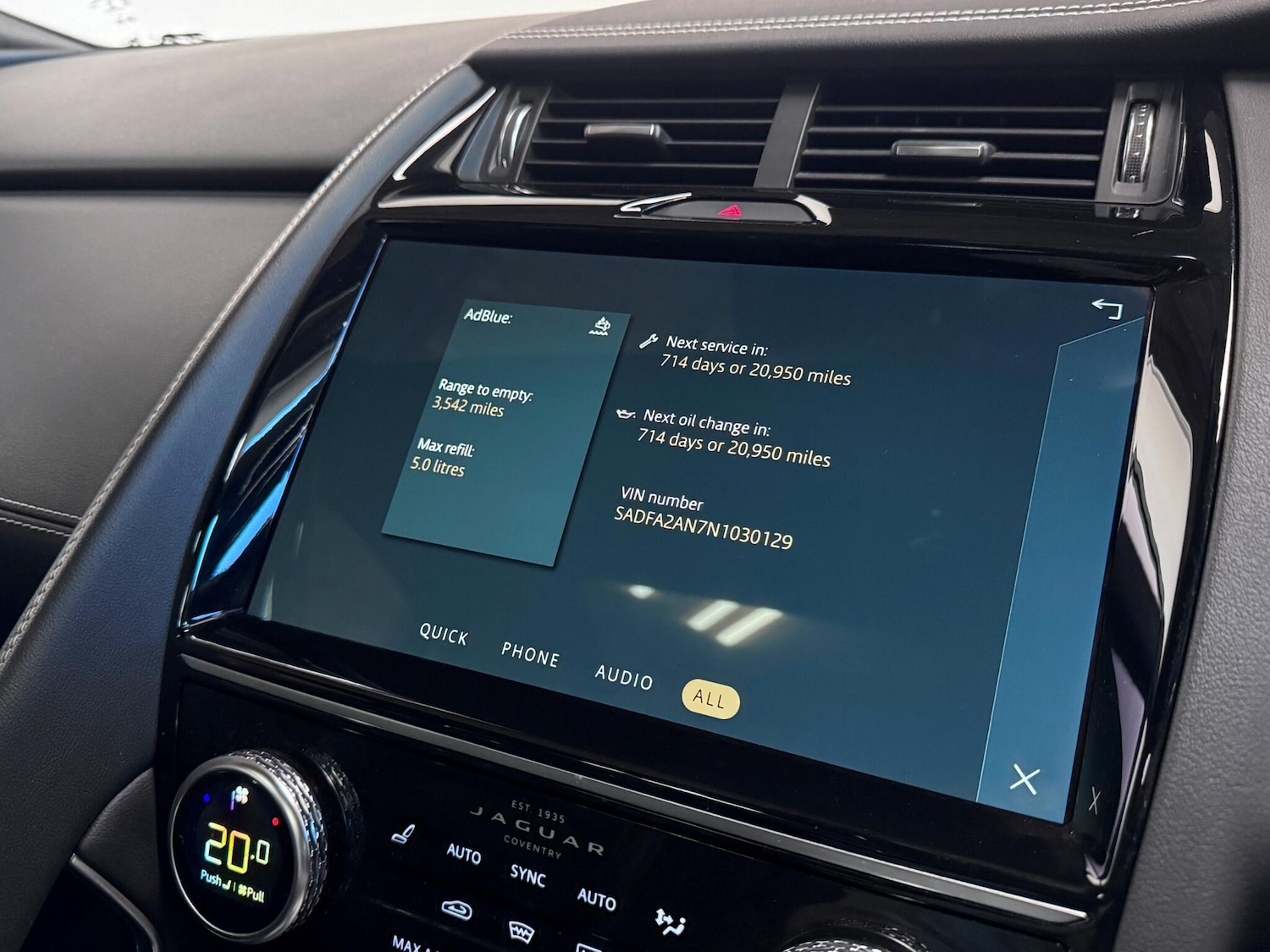 Used Jaguar E-Pace 2021 for sale - 77040028: Photo 40