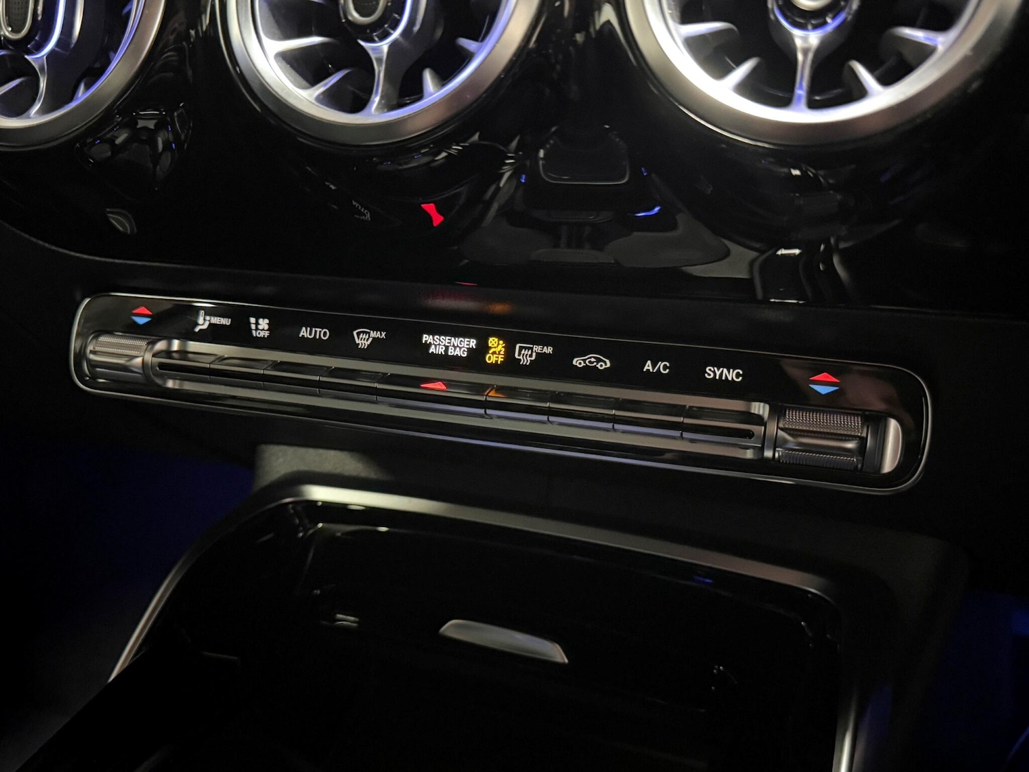 Used Mercedes-Benz A-Class 2021 for sale - 75782315: Photo 32