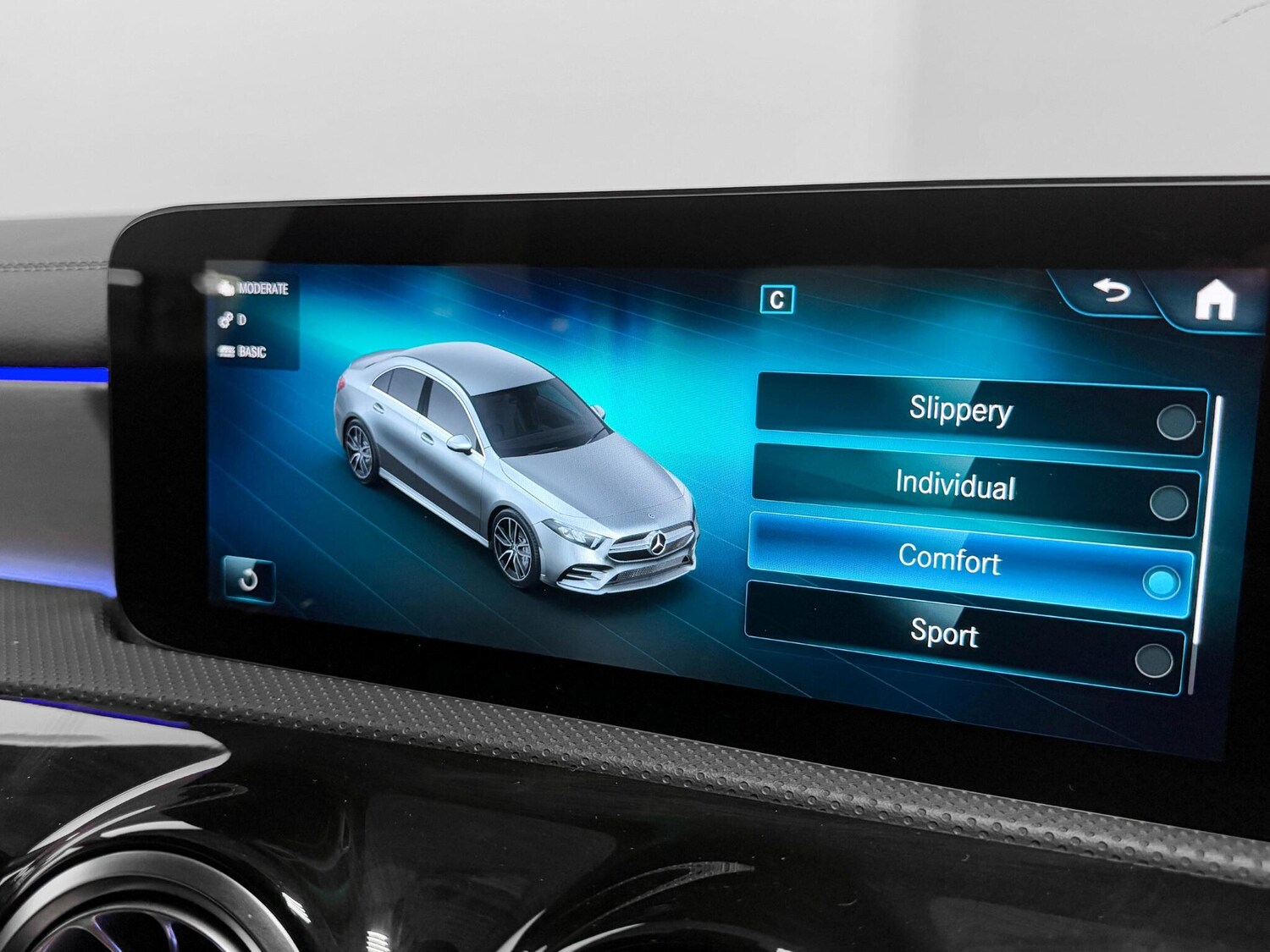 Used Mercedes-Benz A-Class 2021 for sale - 75782315: Photo 53