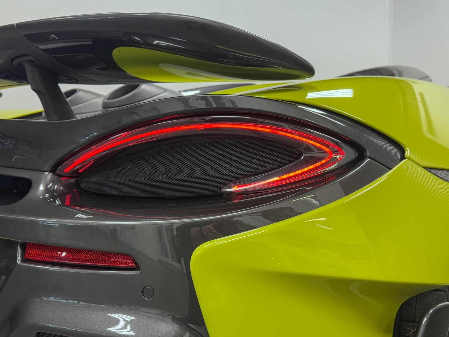Used McLaren 600LT 2019 for sale - 75941596: Photo 12