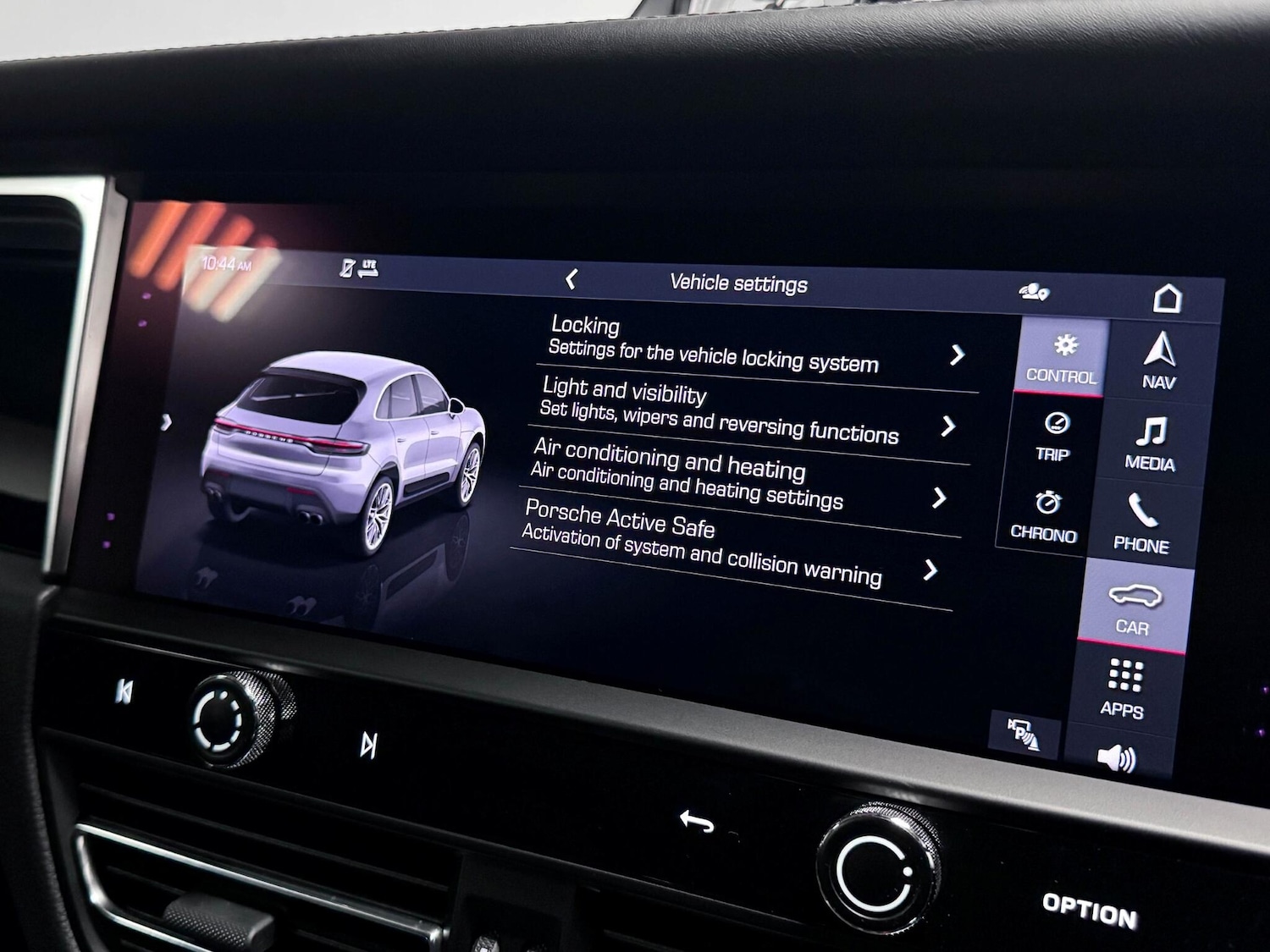 Used Porsche Macan 2022 for sale - 76425097: Photo 52