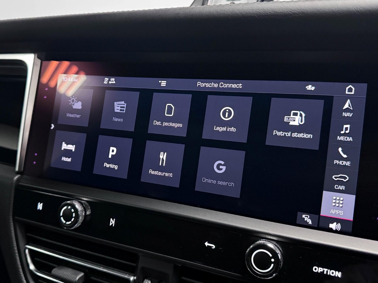 Used Porsche Macan 2022 for sale - 76425097: Photo 54