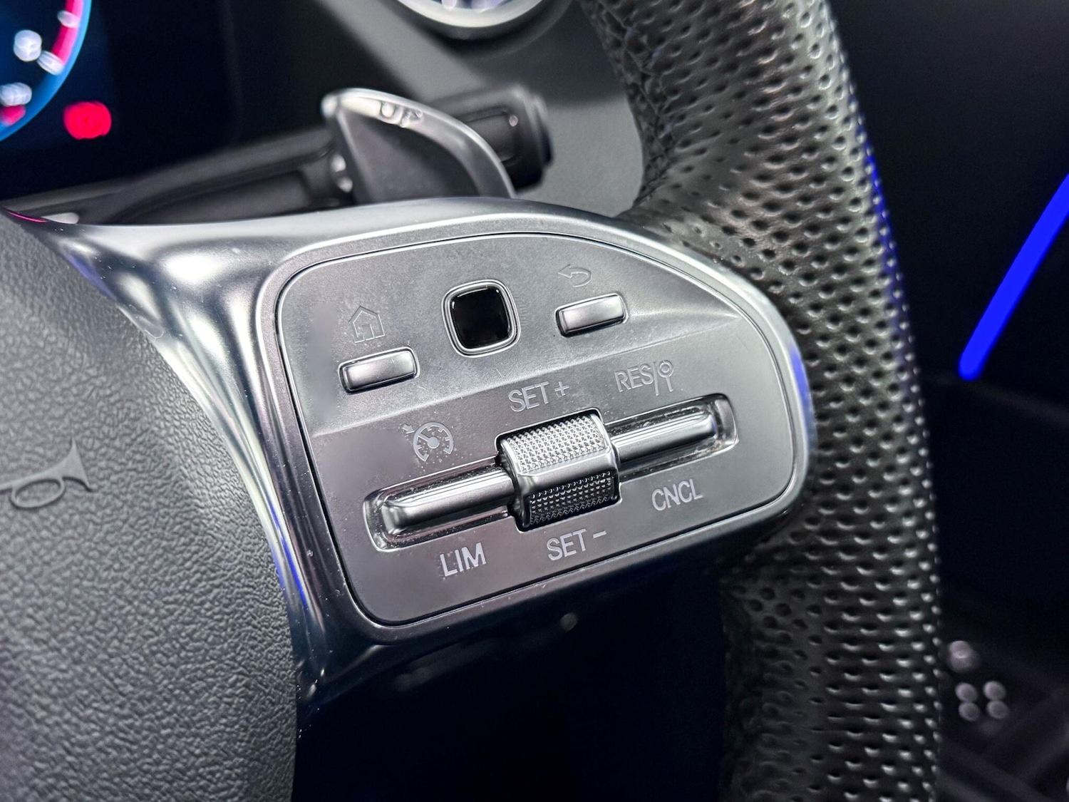 Used Mercedes-Benz GLA 2022 for sale - 77191089: Photo 36