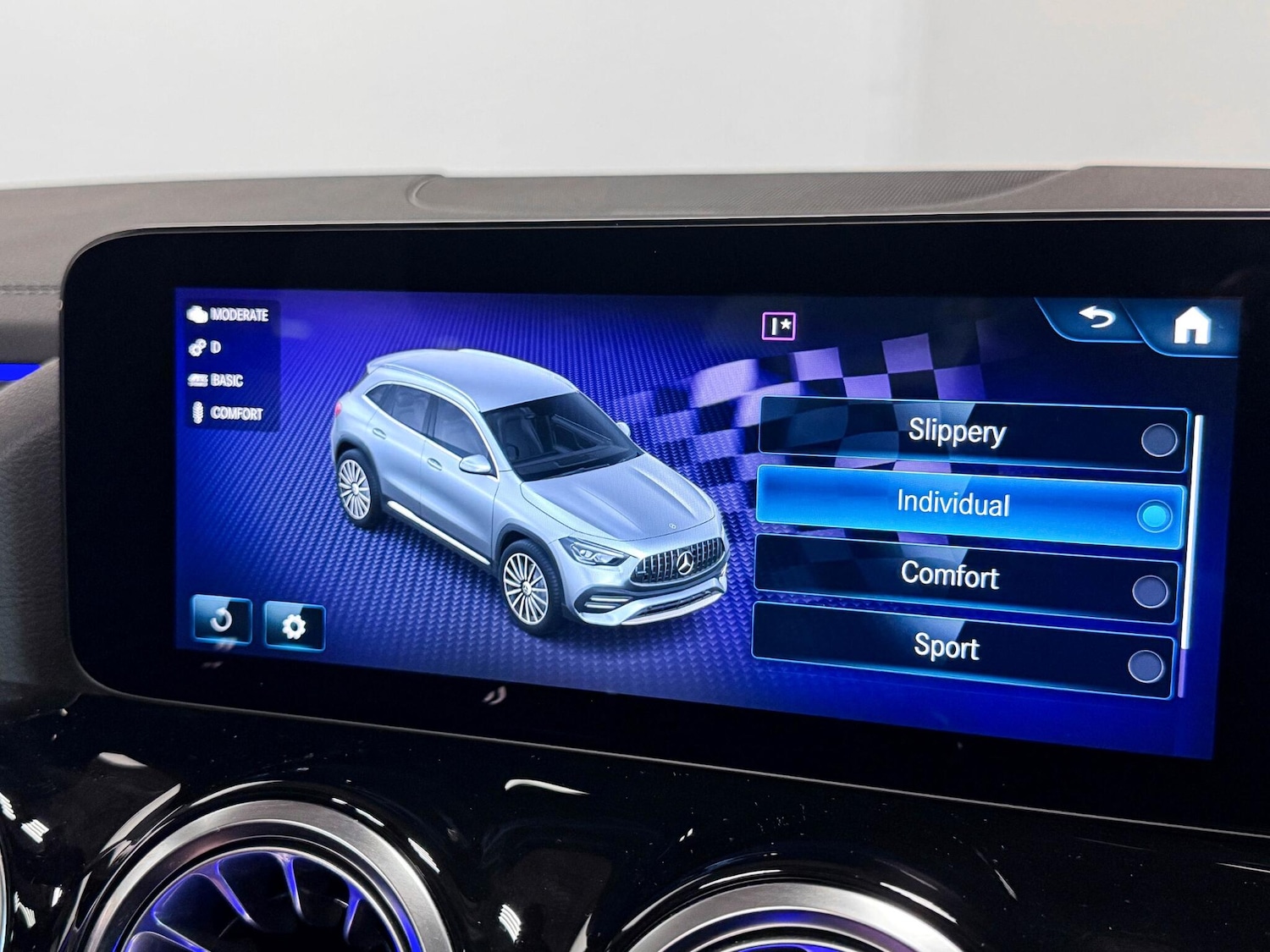 Used Mercedes-Benz GLA 2022 for sale - 77191089: Photo 59